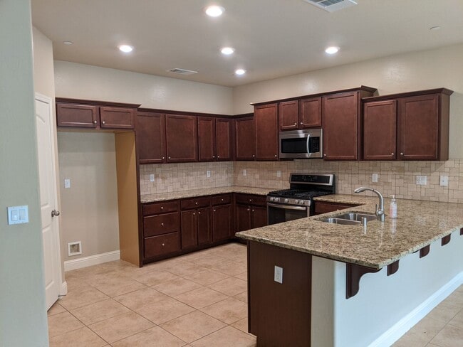 Photo - Newer construction home with open floor plan and nice upgrades. Clovis unified schools.