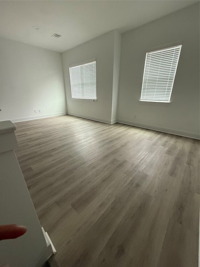 Photo - 3238 Frying Pan Place Unit True