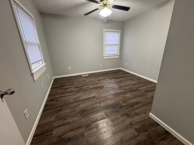 Photo - 513 N Maple St