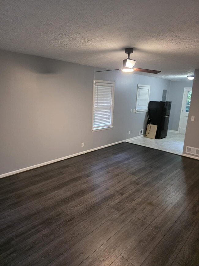 Photo - 853 Rowland St Unit 1