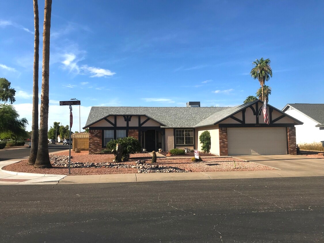 Front yard - 3607 W Elgin St (Chandler, AZ)