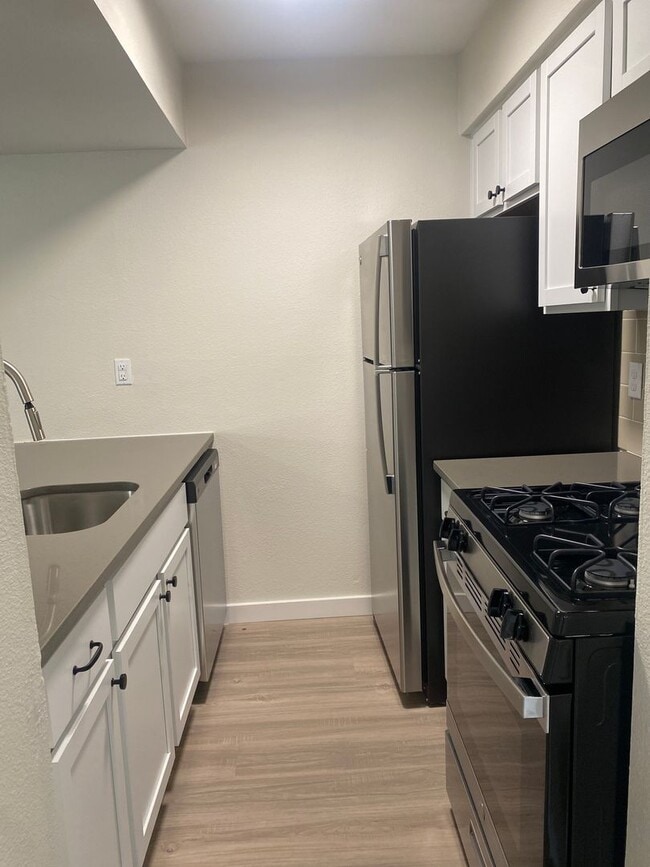 Photo - Kensington Court