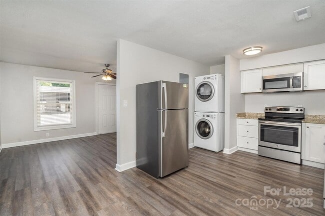Building Photo - 1512 Seigle Ave Unit 1