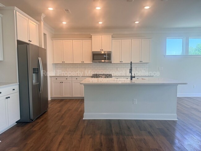 Photo - 16 Clear Creek Cir
