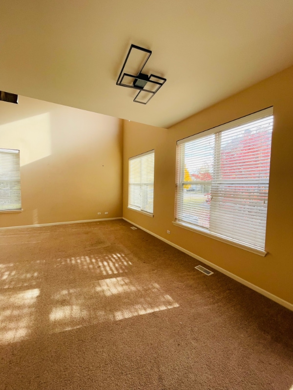 Photo - 2401 Sunshine Ln