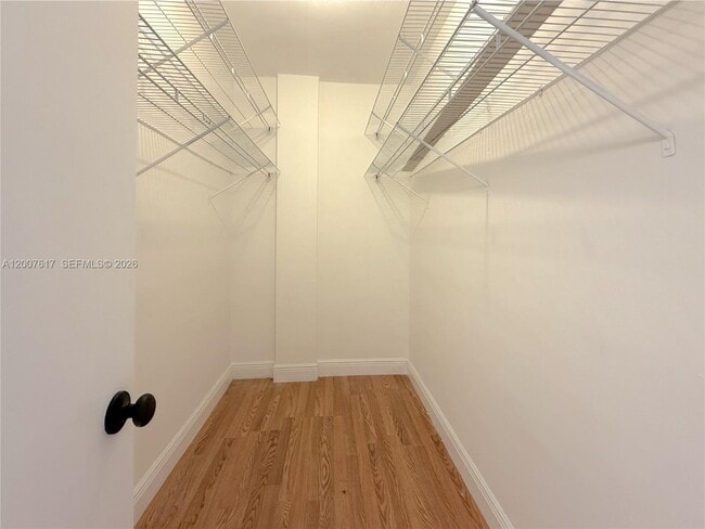Photo - 1075 92nd St Unidad 2