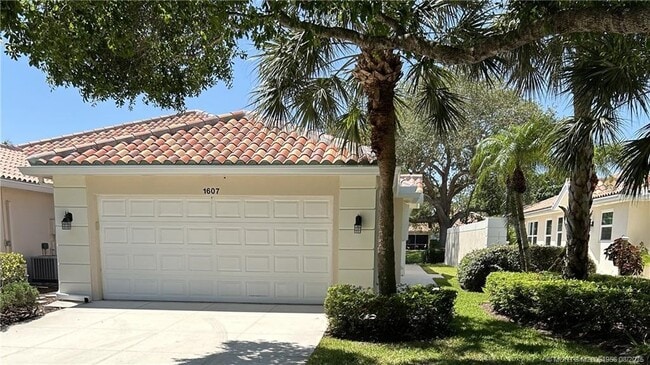 Building Photo - 1607 SW Shady Lake Terrace Rental