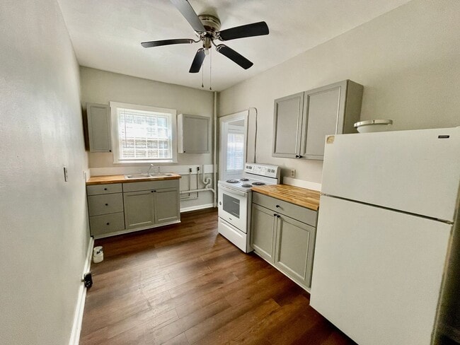 Photo - 221 W Todd St Unit 2