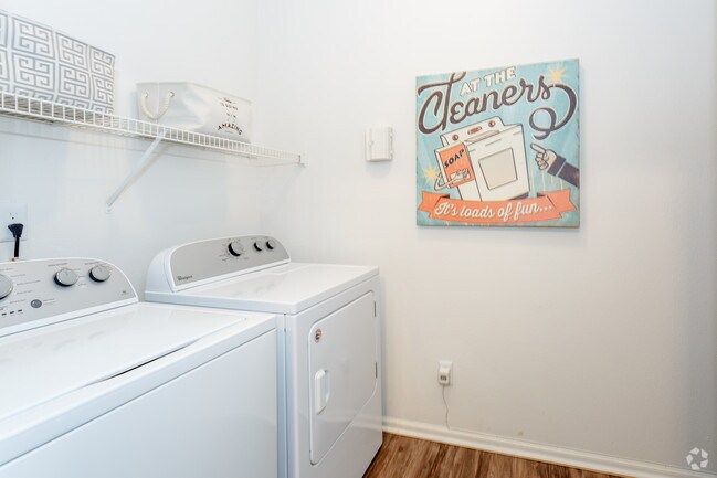 2BR, 2BA - The Mission Hills