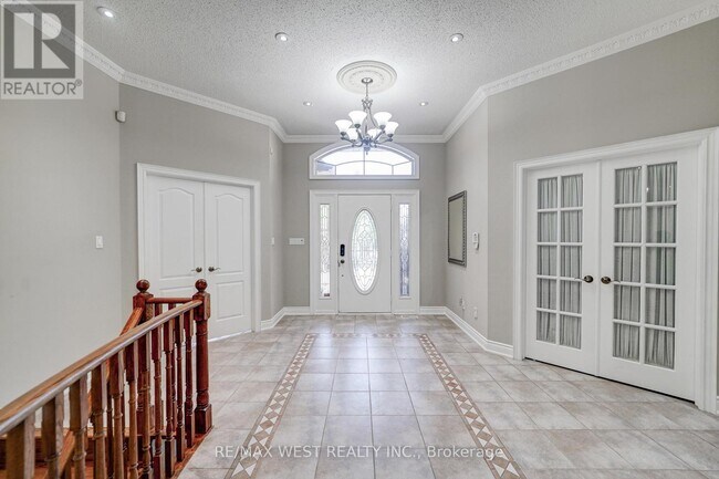 Photo - 23 Hanover Ct