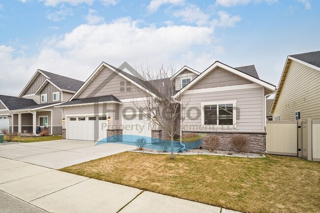 Photo - 3 Bedroom 2 Bathroom Home with Attached 3 Car Garage Available in Coeur d'Alene!
