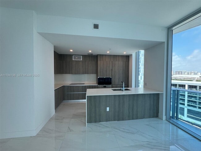 Photo - 17550 Collins Ave Unit 1005