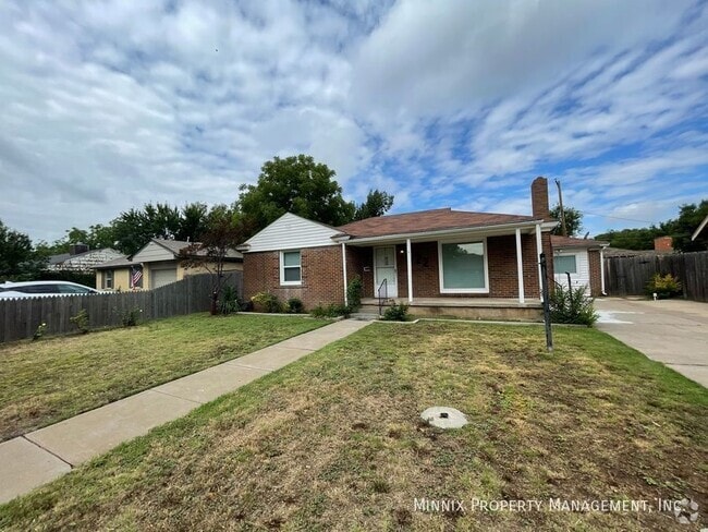 Building Photo - 1222 S Milam St Rental