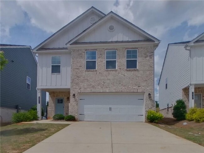 Photo - 2977 McKenzie Dr House