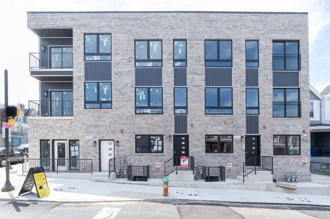 Building Photo - 6604 Lansdowne Ave Unit 3 Rental