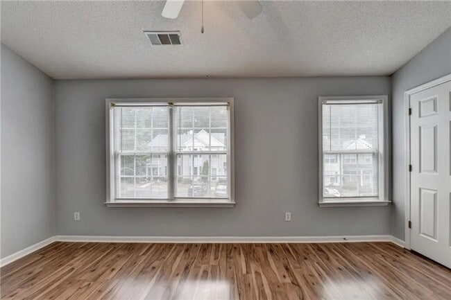 Photo - 4645 Valais Ct