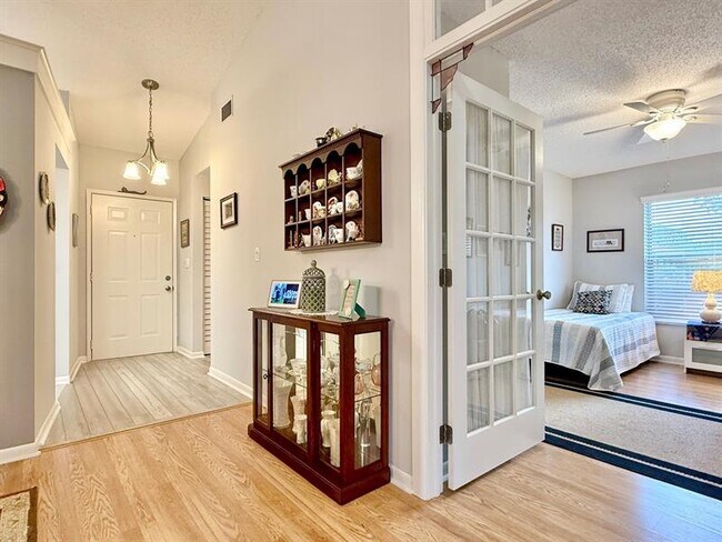 Photo - 5462 Palm Springs Ln