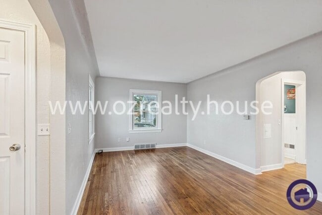 Photo - 4114 S Detroit Ave