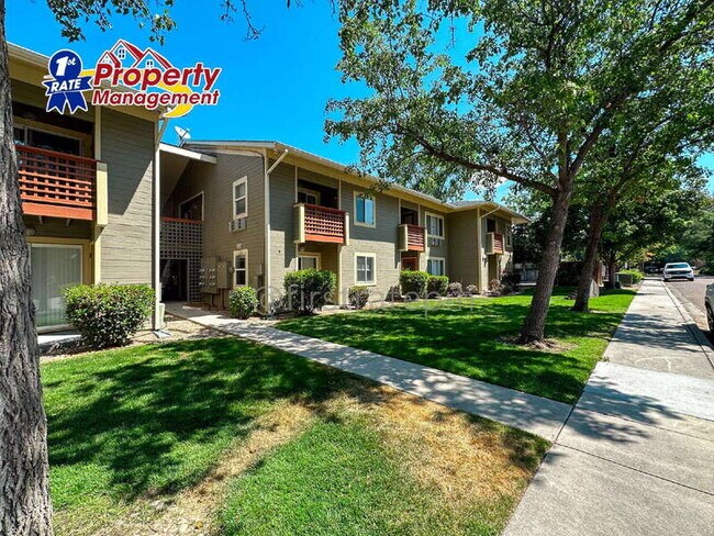 Photo - 850 W Belmont Cir Condo Unit #202