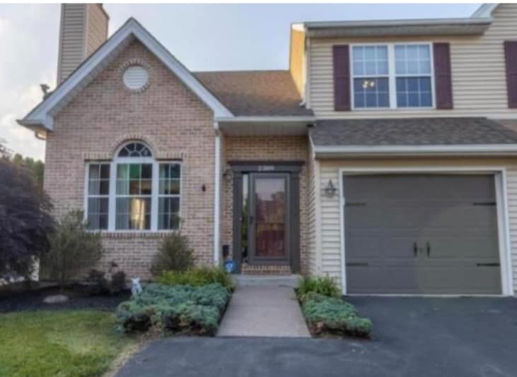 Photo - 2309 Red Maple Dr House