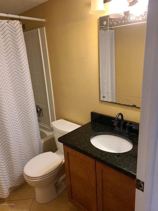 Photo - 131 Bristol Ct