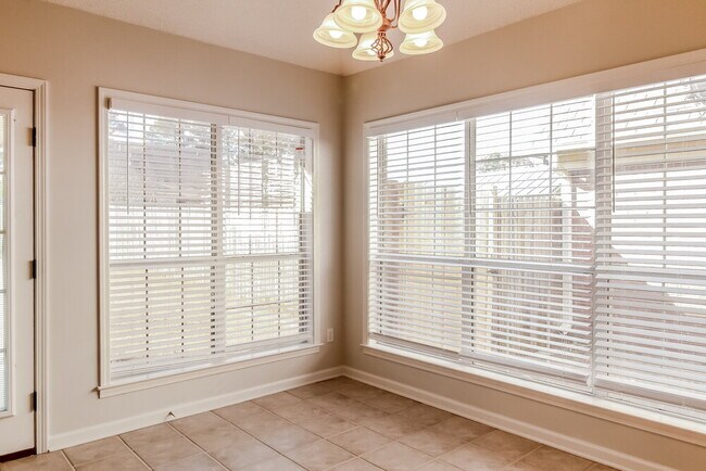 Photo - 3135 Quartz Dr