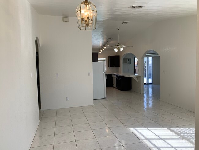 Photo - 7300 Lattimore Dr
