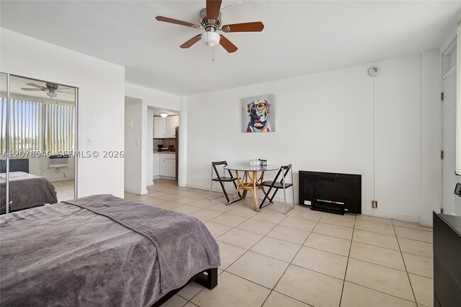6484 Indian Creek Dr Unit 227