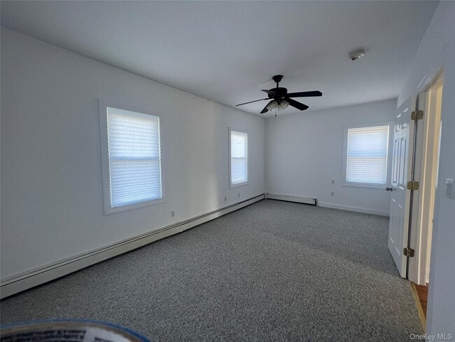 Photo - 445 W Walnut St Unit Upper