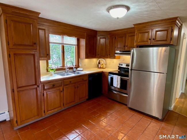 Photo - 31 Gordon Ave