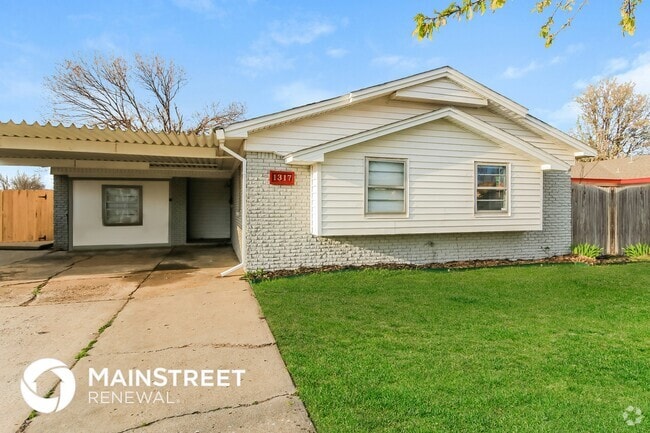 Building Photo - 1317 SW 63rd St Rental