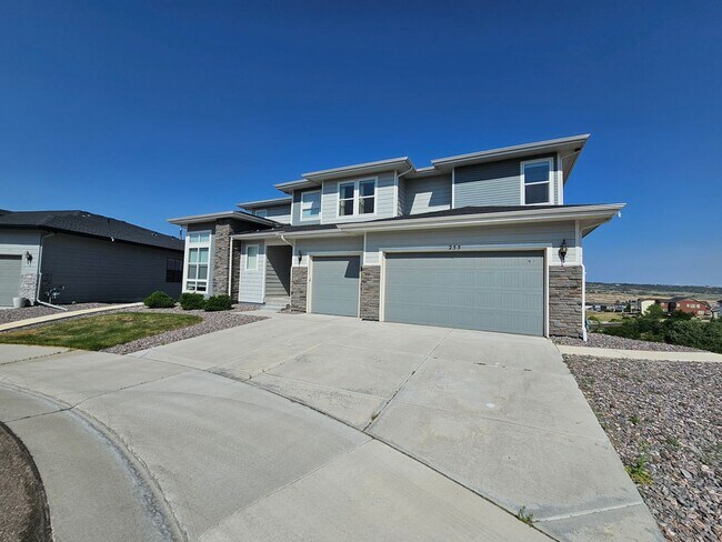 Photo - Castle rock 4 Bed 4 Bath luxury Home!!