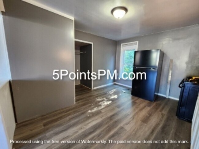 Photo - 2048 W 100th St