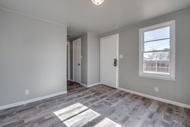 Photo - Pre-Leasing for Summer/Fall 2026 - Close to TTU Unit Rear