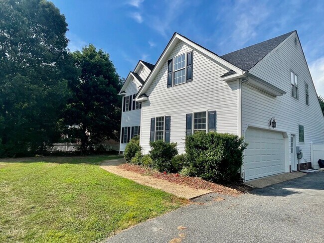 Photo - 12449 Petersburg St