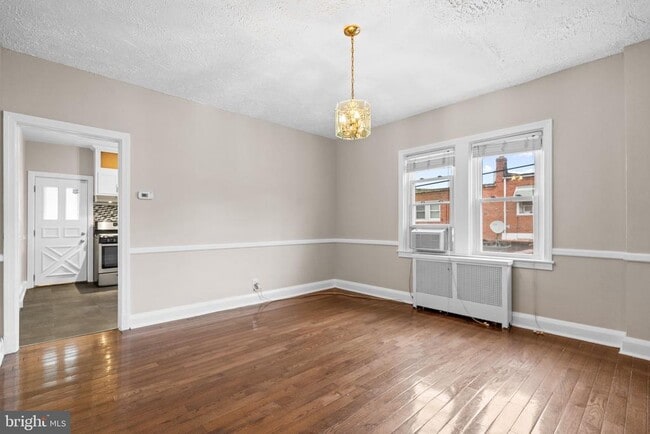 3700 Woodridge Rd