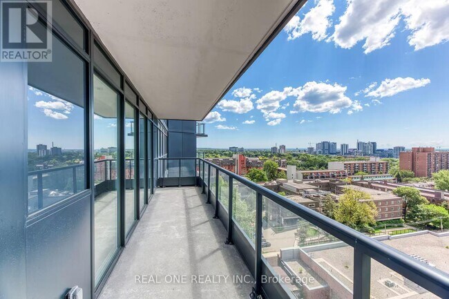 Photo - 159 Wellesley St E