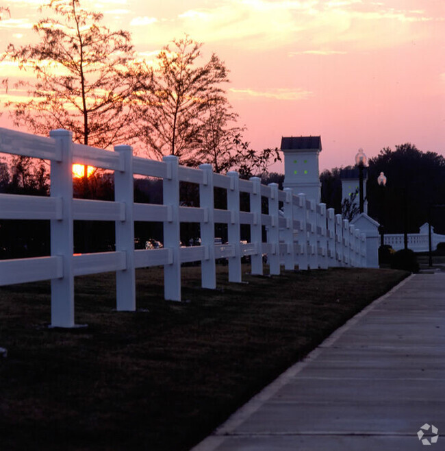 Building Photo - Carrington at Schilling Farms Rental