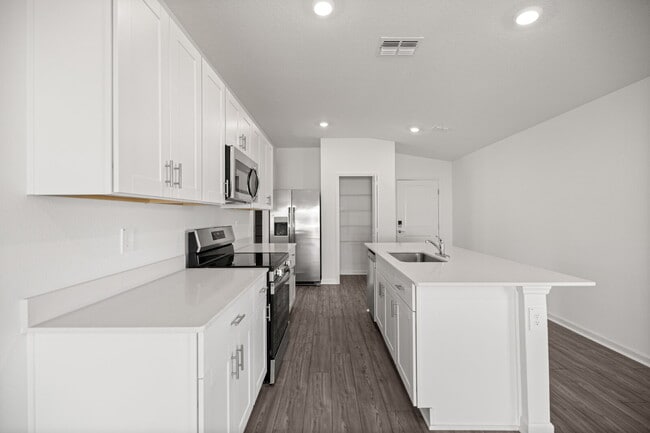 Photo - 3 Bedroom Home in NE Ocala – Available Early September!
