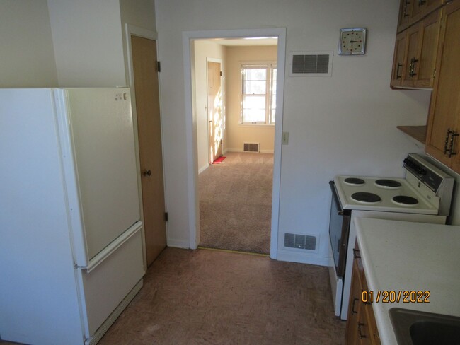 Photo - 922 Broadway St Unit 1