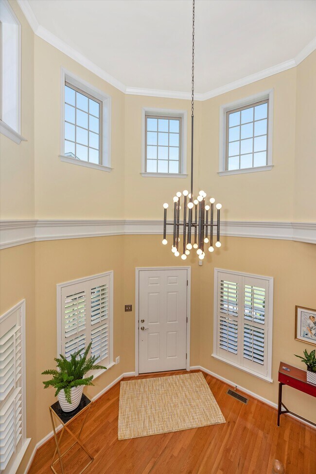 Two story entryway - 2507 Mill Race Rd