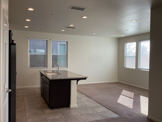 Photo - 6319 E Creek View Ln