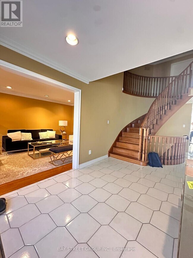 Photo - 28 Dunloe Rd