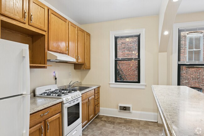 2BR, 1BA - 1,330SF - Kitchen