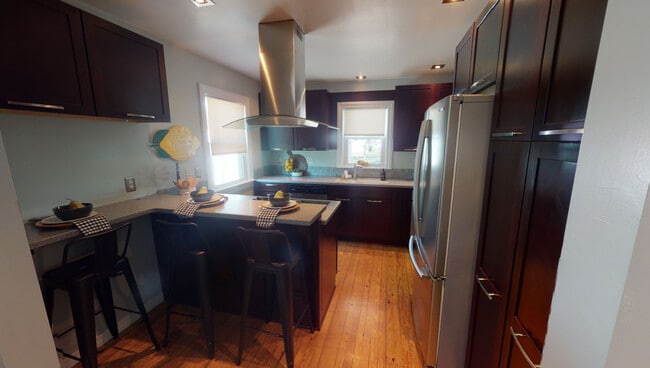 Photo - 2305 N Maplewood Ave Unit 1