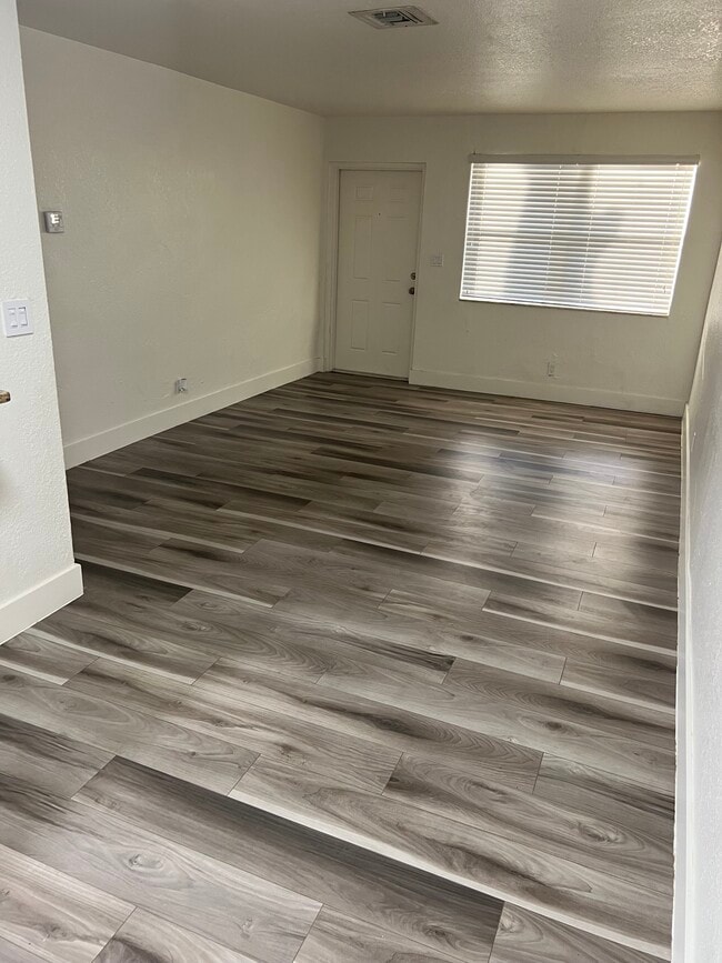 Photo - 5829 NW 22nd Ct