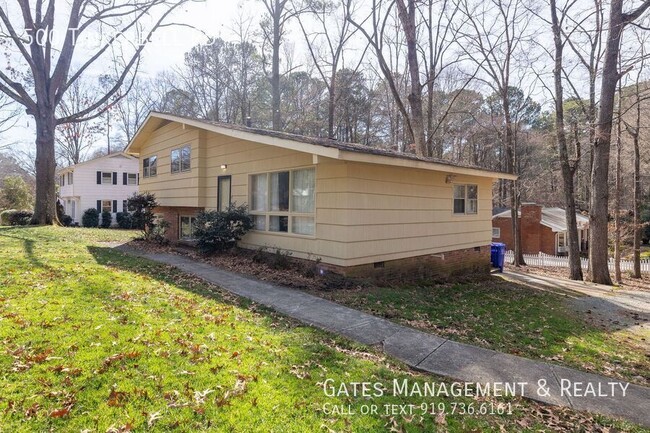 Roomy Split-Level in Chapel Hill - Roomy Split-Level in Chapel Hill House