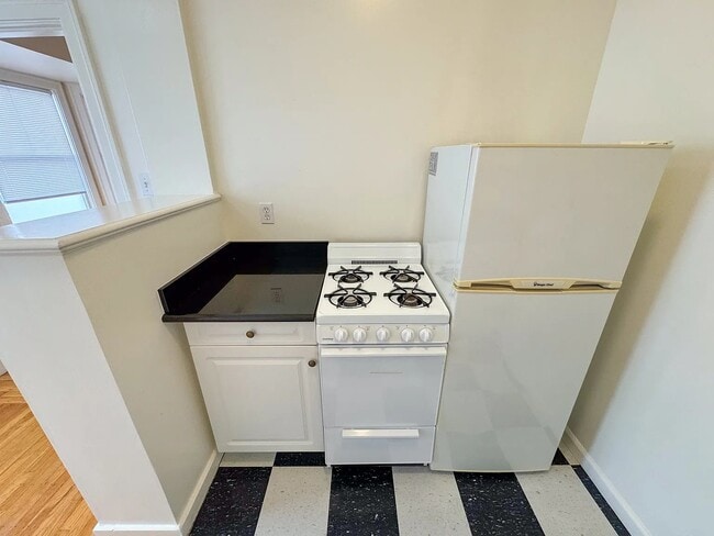 Photo - 2495 Sutter St Unit APT 2