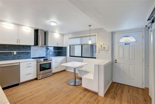 Photo - 1581 Gulf Blvd Unidad 302N