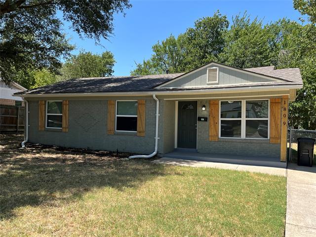 Photo - 1809 Sycamore Dr